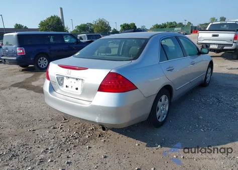 2007 Honda Accord 2.4 Lx из США, поврежденный, VIN 1HGCM56457A189873